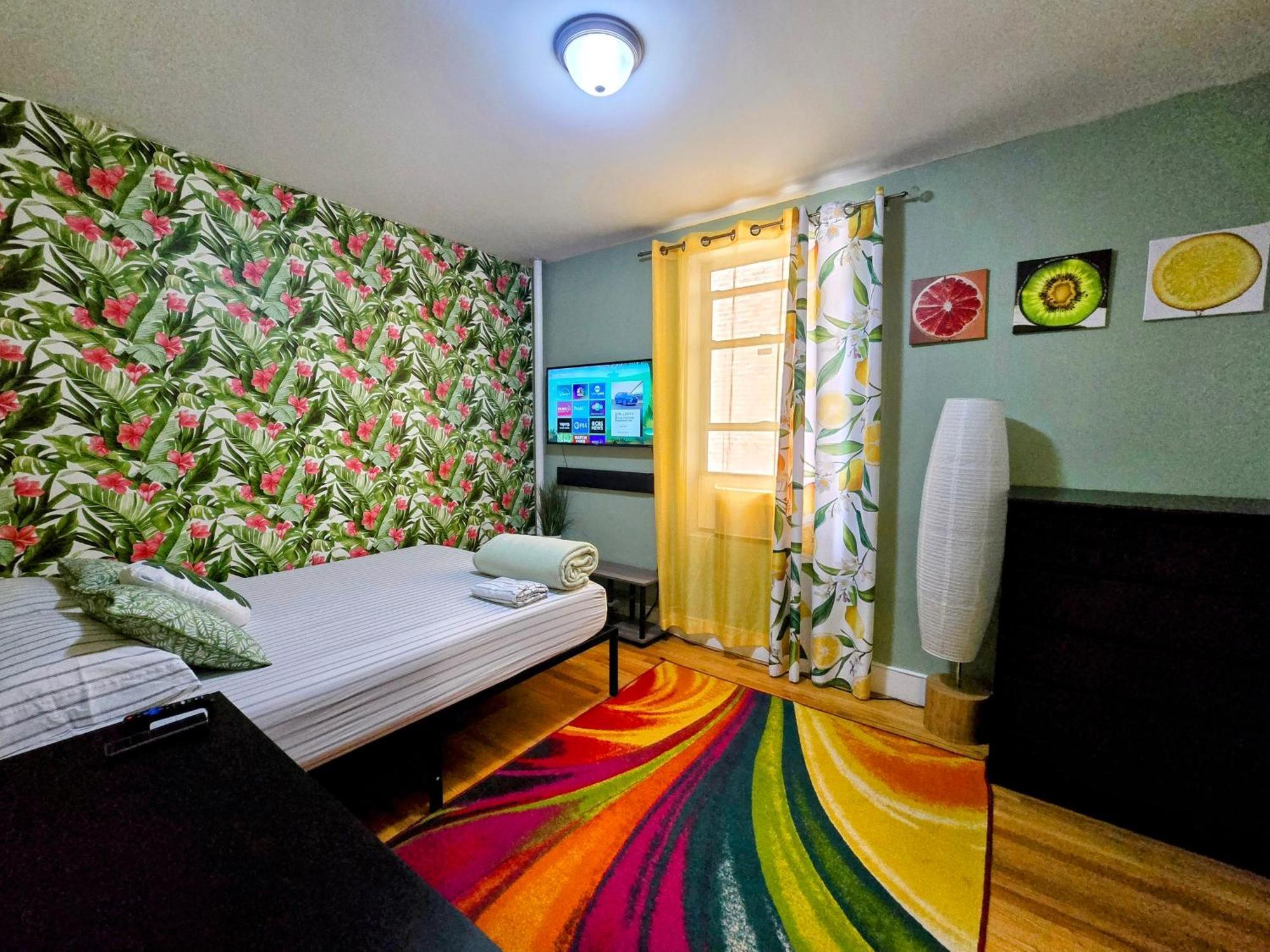 Tropical Comfort Room In Harlem Cozy Stay With Snacks & Style ニューヨーク エクステリア 写真